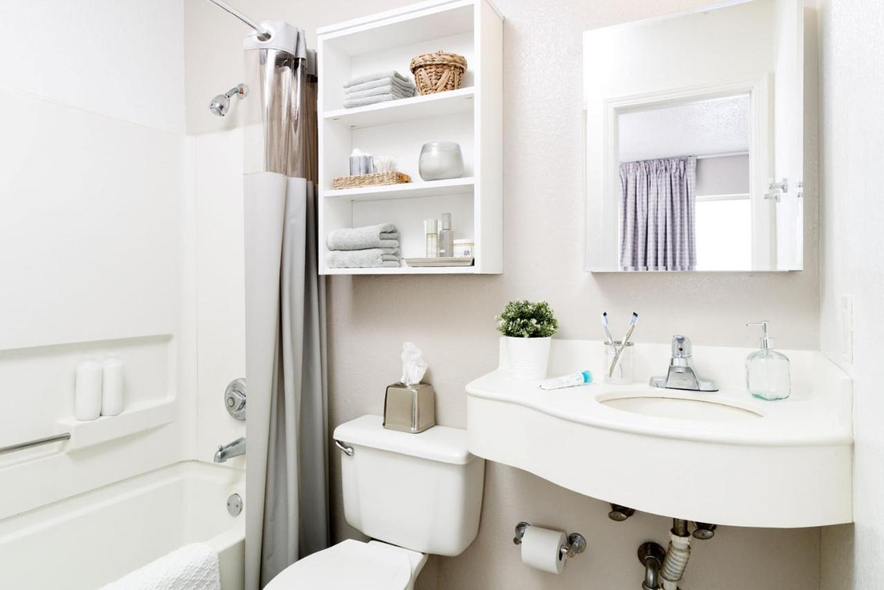 Intown Suites Extended Stay Virginia Beach Va Экстерьер фото